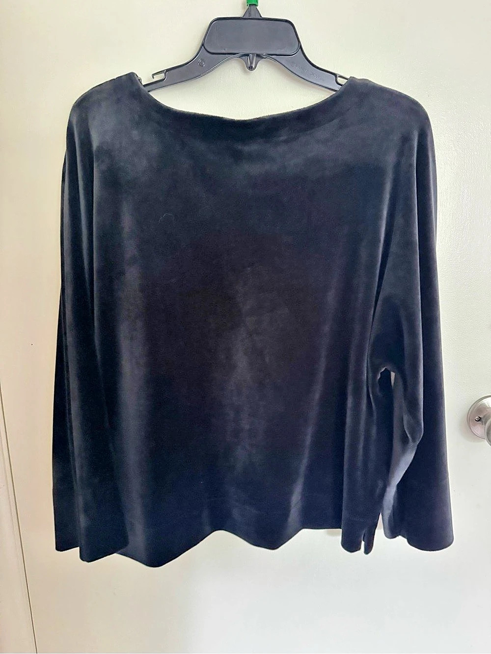DKNY Sport Velour Long Sleeve Top in Black Like New